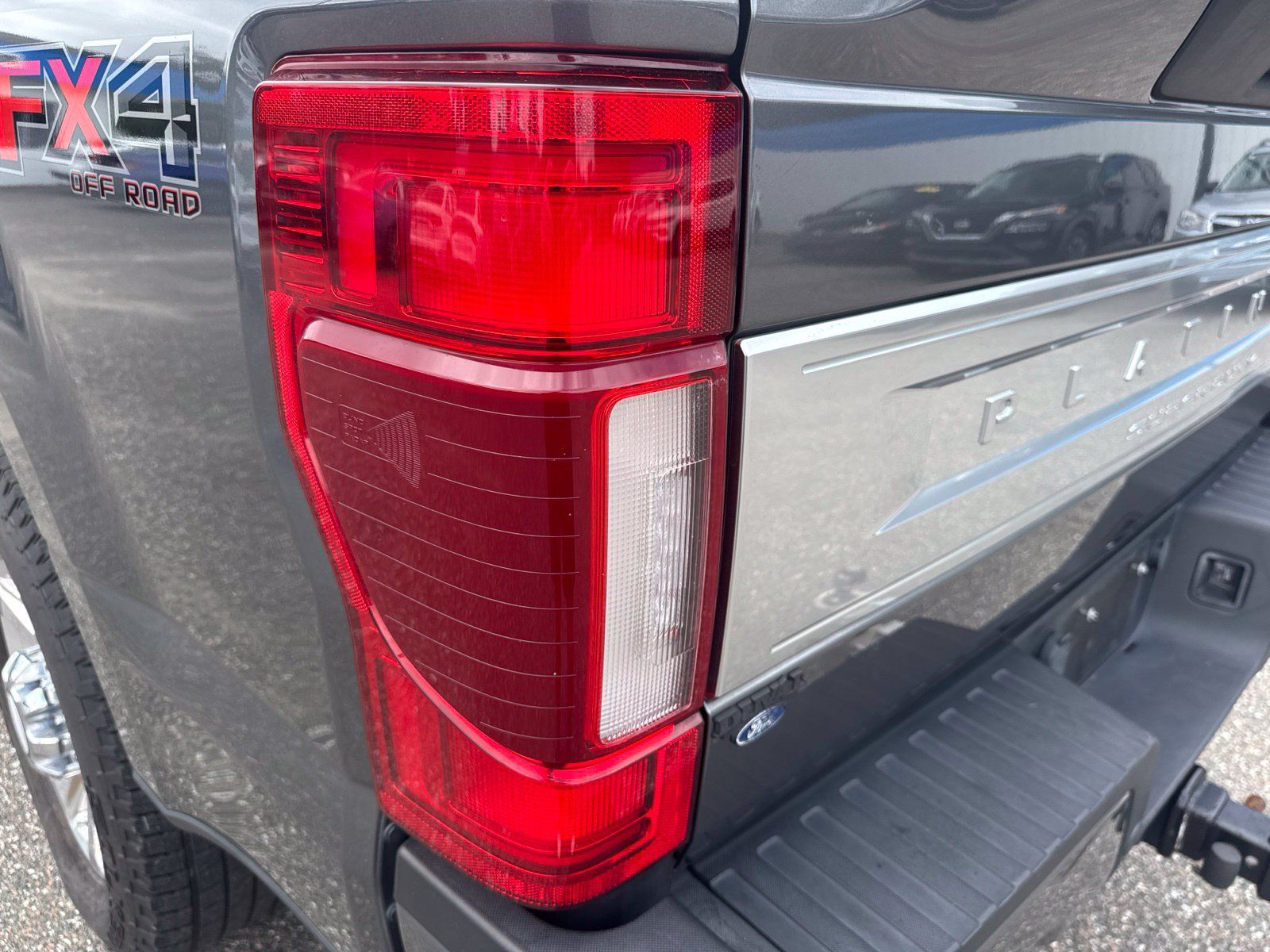 Used 2022 Ford F250 Platinum AWD/4WD image 10