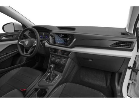 Used 2024 Volkswagen Taos SE w/ Panoramic Sunroof Package AWD/4WD image 18
