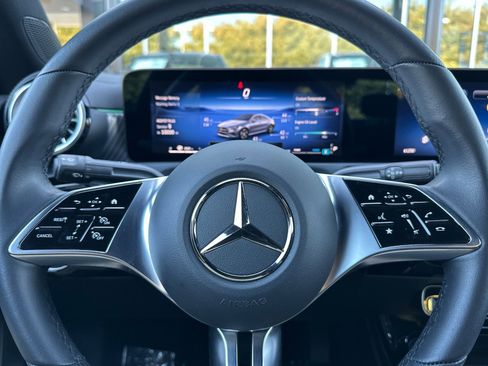 Used 2025 Mercedes-Benz CLA 250 image 22