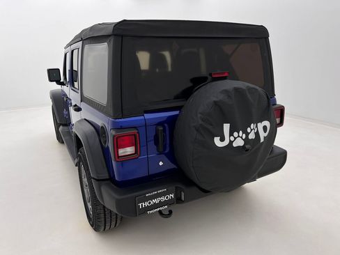 Used 2019 Jeep Wrangler Unlimited Sport S image 12