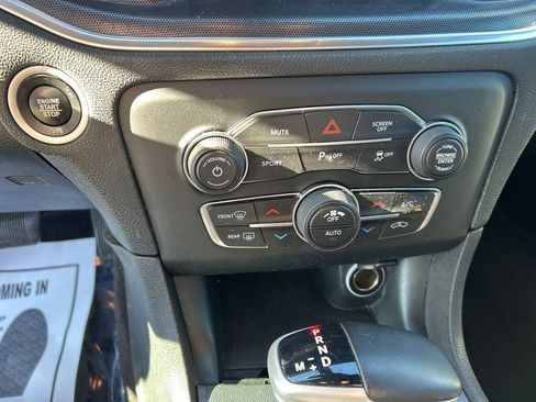 Used 2018 Dodge Charger R/T w/ Plus Group image 12