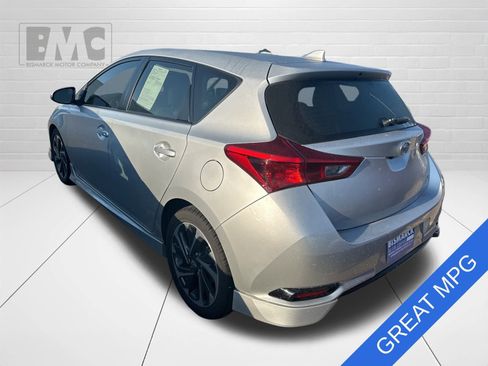 Used 2016 Scion iM image 8