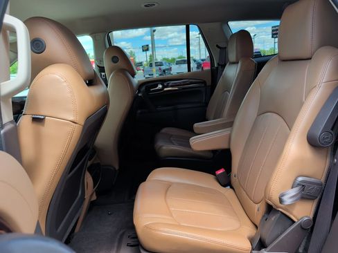 Used 2016 Buick Enclave Leather FWD image 19