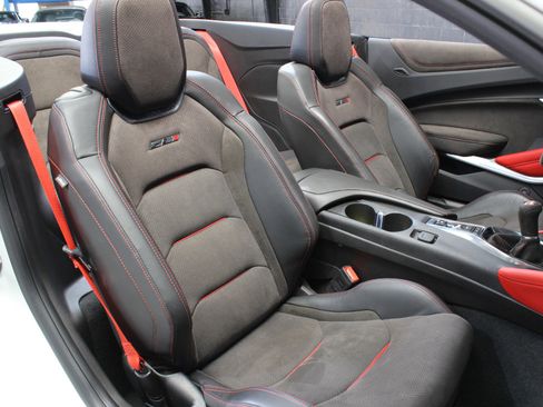 Used 2023 Chevrolet Camaro ZL1 image 65