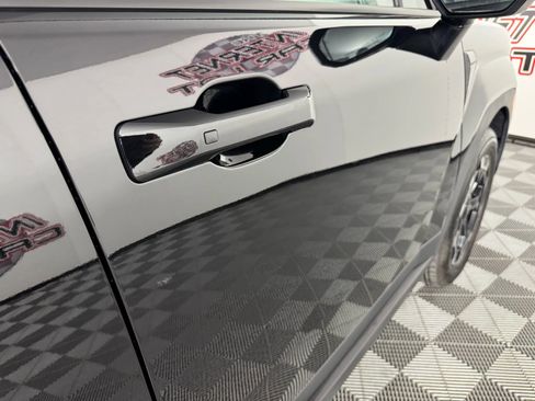 Used 2024 Hyundai Santa Fe SE image 31