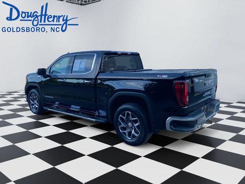 Used 2023 GMC Sierra 1500 SLT w/ SLT Premium Package AWD/4WD image 3