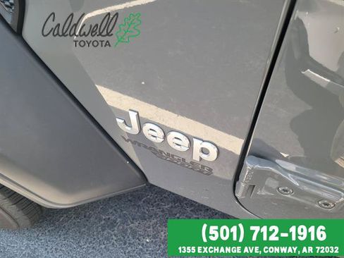 Used 2020 Jeep Wrangler Sport AWD/4WD image 4