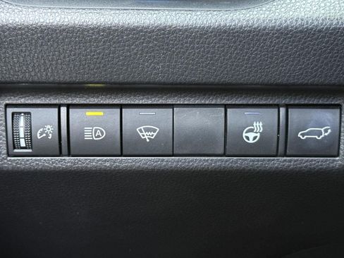 Used 2021 Toyota RAV4 XSE AWD/4WD image 22