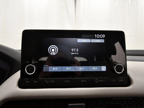 New 2026 Honda HR-V LX image 21