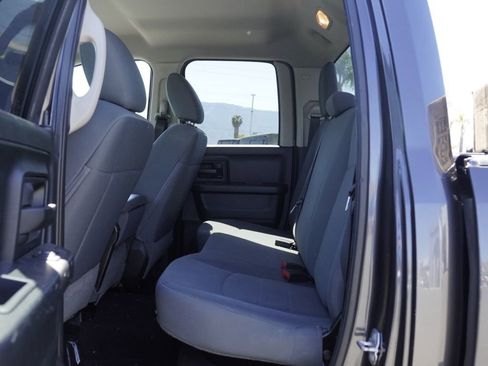 Used 2018 RAM 1500 Express image 21