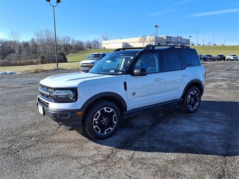 Used 2024 Ford Bronco Sport Outer Banks w/ Tech Package image 24