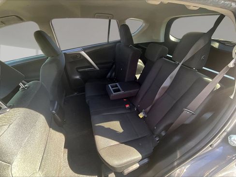 Used 2016 Toyota RAV4 LE AWD/4WD image 22