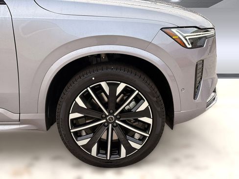 New 2026 Volvo XC90 T8 Ultra w/ Protection Package AWD/4WD image 10