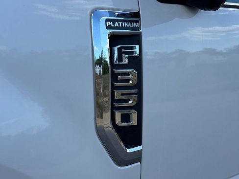 Used 2017 Ford F350 Platinum w/ Platinum Ultimate Package AWD/4WD image 9