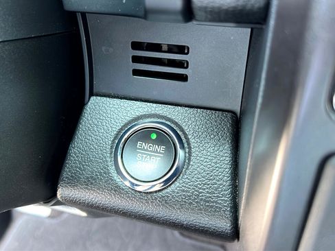 Used 2021 Ford Expedition Max Limited image 32