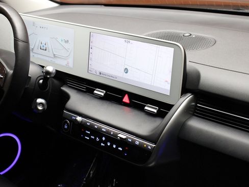 Used 2023 Hyundai Ioniq 5 SEL image 21