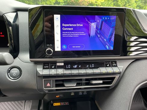 New 2026 Toyota Camry LE w/ Convenience Package image 16