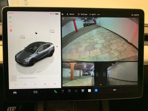 Used 2022 Tesla Model Y Performance AWD/4WD image 31