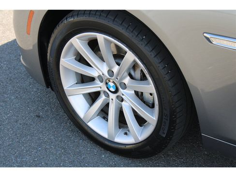 Used 2015 BMW 535i xDrive Sedan AWD/4WD image 26