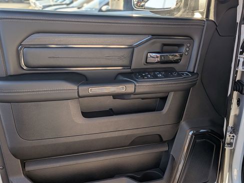 Used 2022 RAM 2500 Limited image 14