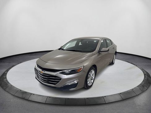 Used 2022 Chevrolet Malibu LT FWD image 1