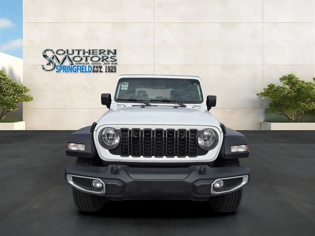 Used 2024 Jeep Gladiator Sport AWD/4WD image 8