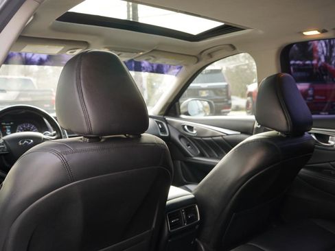Used 2015 INFINITI Q50 2.0t w/ Moonroof Package image 45