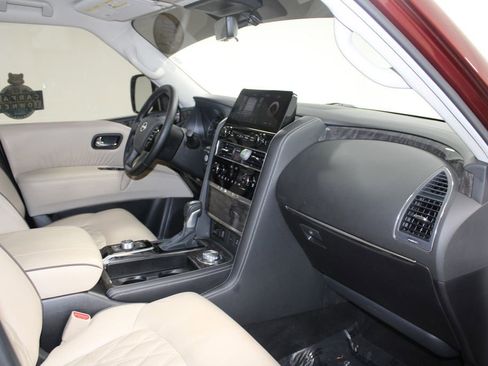 Used 2024 Nissan Armada Platinum w/ Captain's Chairs Package image 31
