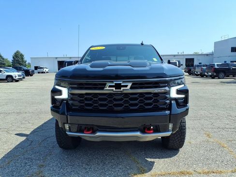 Used 2024 Chevrolet Silverado 1500 ZR2 w/ Technology Package AWD/4WD image 2