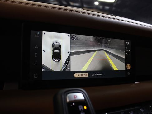 Used 2024 Land Rover Defender 90 S image 59