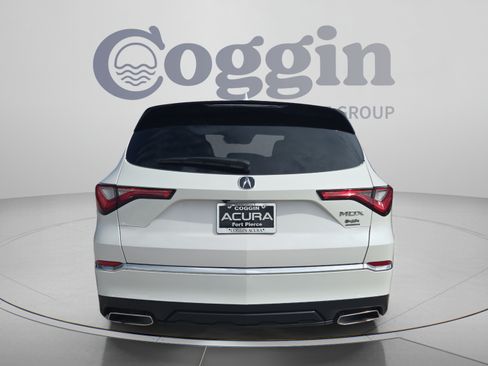 Certified 2024 Acura MDX FWD image 4