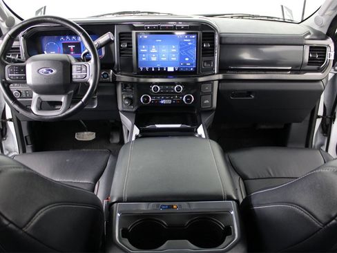 Used 2024 Ford F250 Lariat image 33