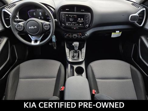 Certified 2025 Kia Soul LX w/ LX Technology Package FWD image 15