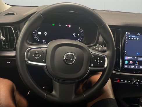 Used 2024 Volvo S60 B5 Core FWD image 22