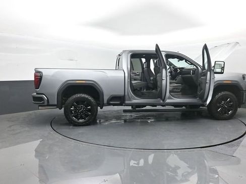 Used 2025 GMC Sierra 2500 AT4 w/ AT4 Premium Plus Package AWD/4WD image 43