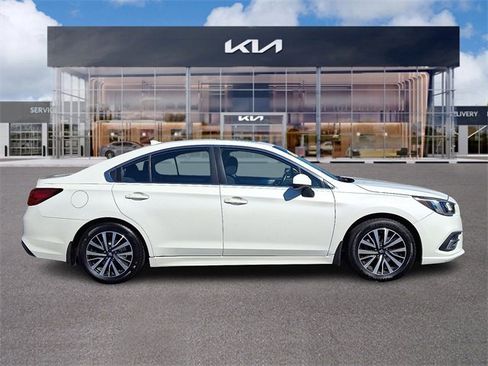 Used 2018 Subaru Legacy 2.5i Premium w/ Moonroof Package image 7