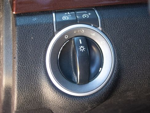 Used 2013 Chevrolet Caprice RWD image 30