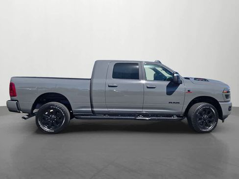 New 2026 RAM 2500 Laramie w/ Night Edition AWD/4WD image 7