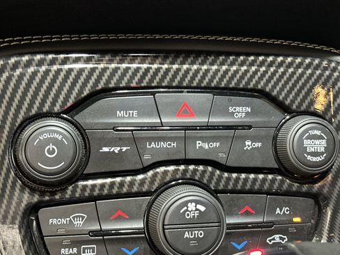 Used 2017 Dodge Challenger SRT w/ Technology Group image 18