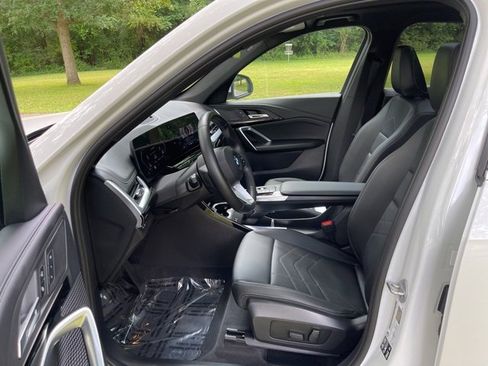 Used 2025 BMW X1 xDrive28i image 14