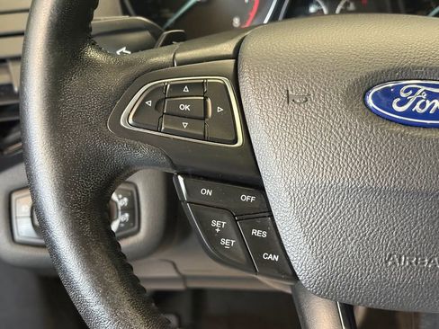 Used 2017 Ford Escape Titanium AWD/4WD image 10