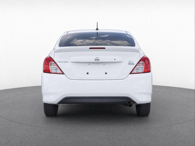 Used 2018 Nissan Versa SV w/ SV Special Edition Package FWD image 7