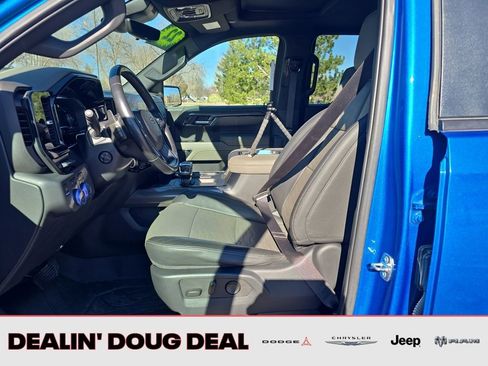 Used 2022 Chevrolet Silverado 1500 ZR2 w/ Technology Package image 10