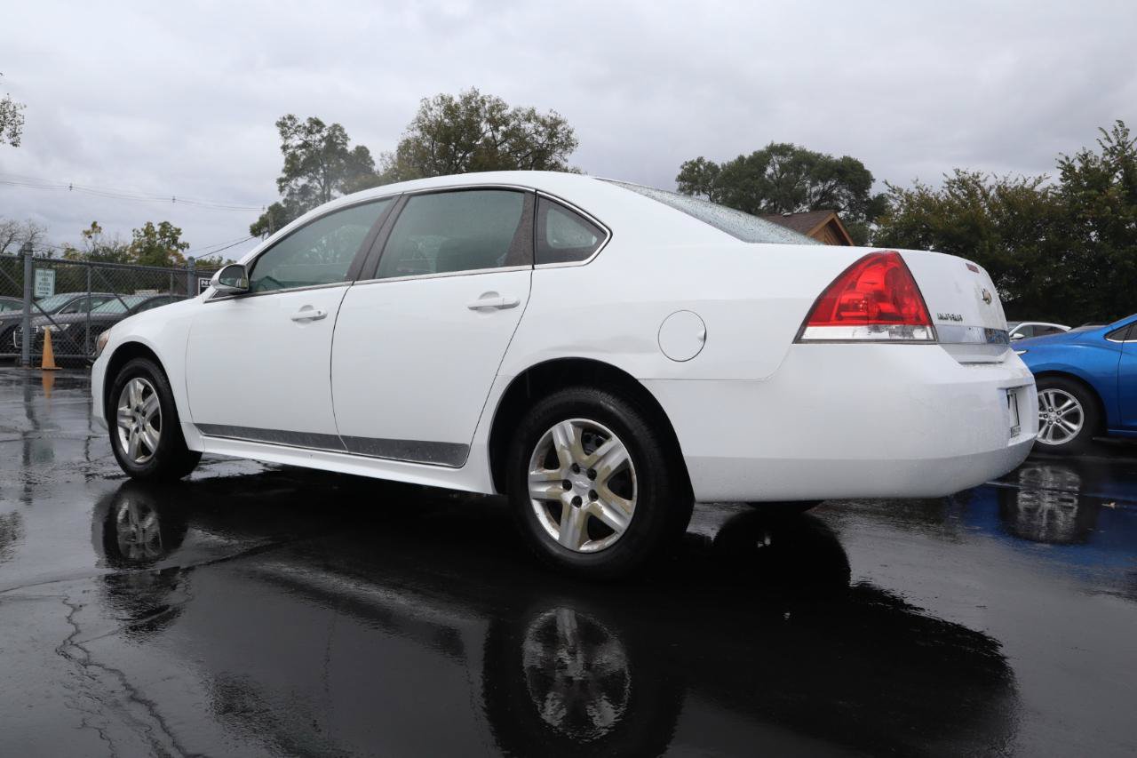 Used 2010 Chevrolet Impala LS FWD image 3