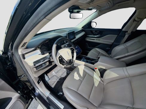 Used 2022 Lincoln Corsair FWD image 7