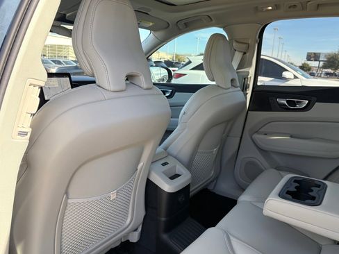 New 2026 Volvo XC60 T8 Ultra w/ Protection Package Premier image 24