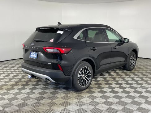 New 2025 Ford Escape SE w/ PHEV Premium Package image 6