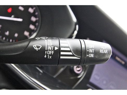 Used 2021 Buick Envision Essence image 18