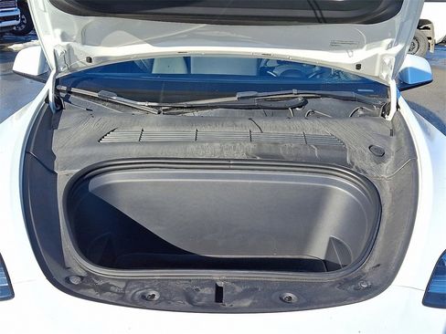 Used 2023 Tesla Model Y Long Range image 25