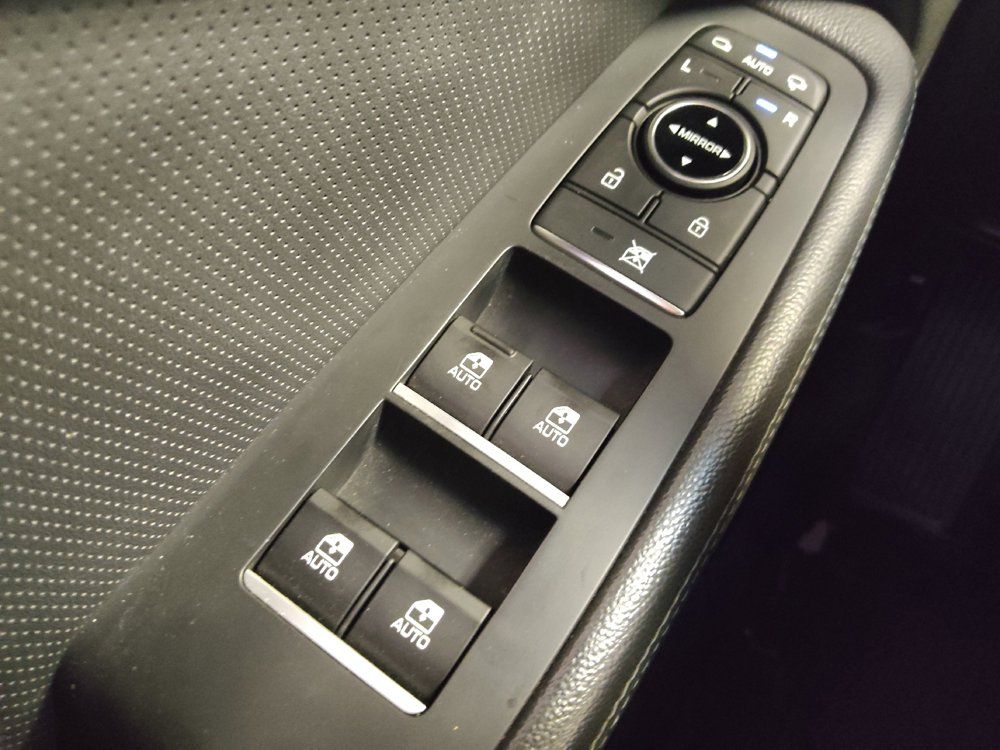 Used 2018 Genesis G80 3.8 RWD image 27